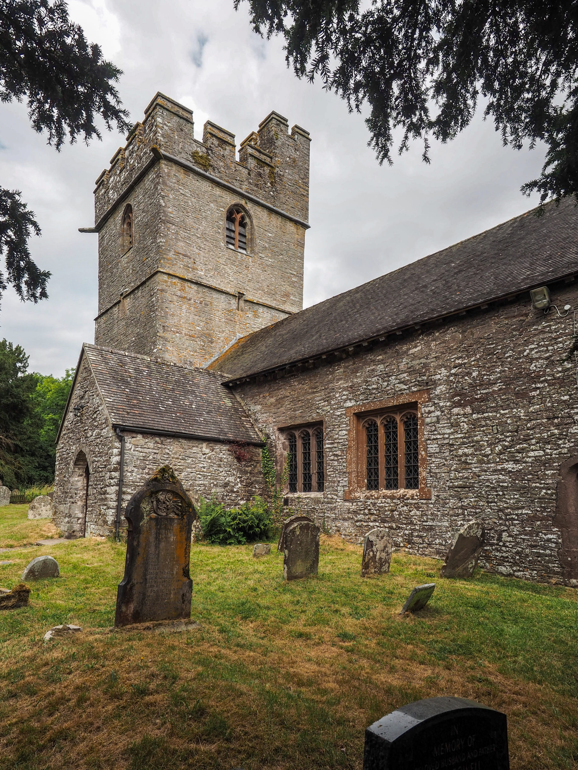 Llanfeugan church