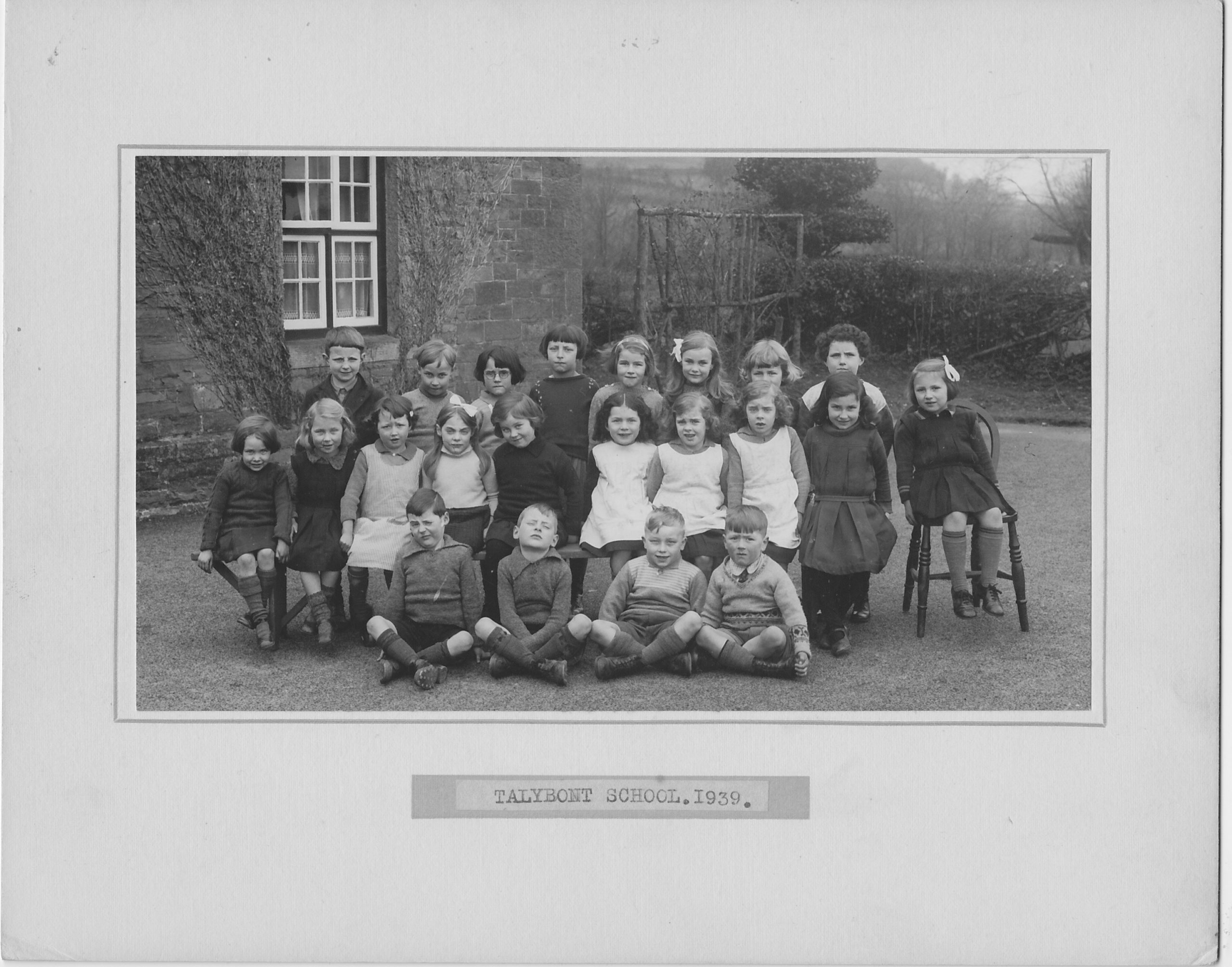 Talybont School infants 1939