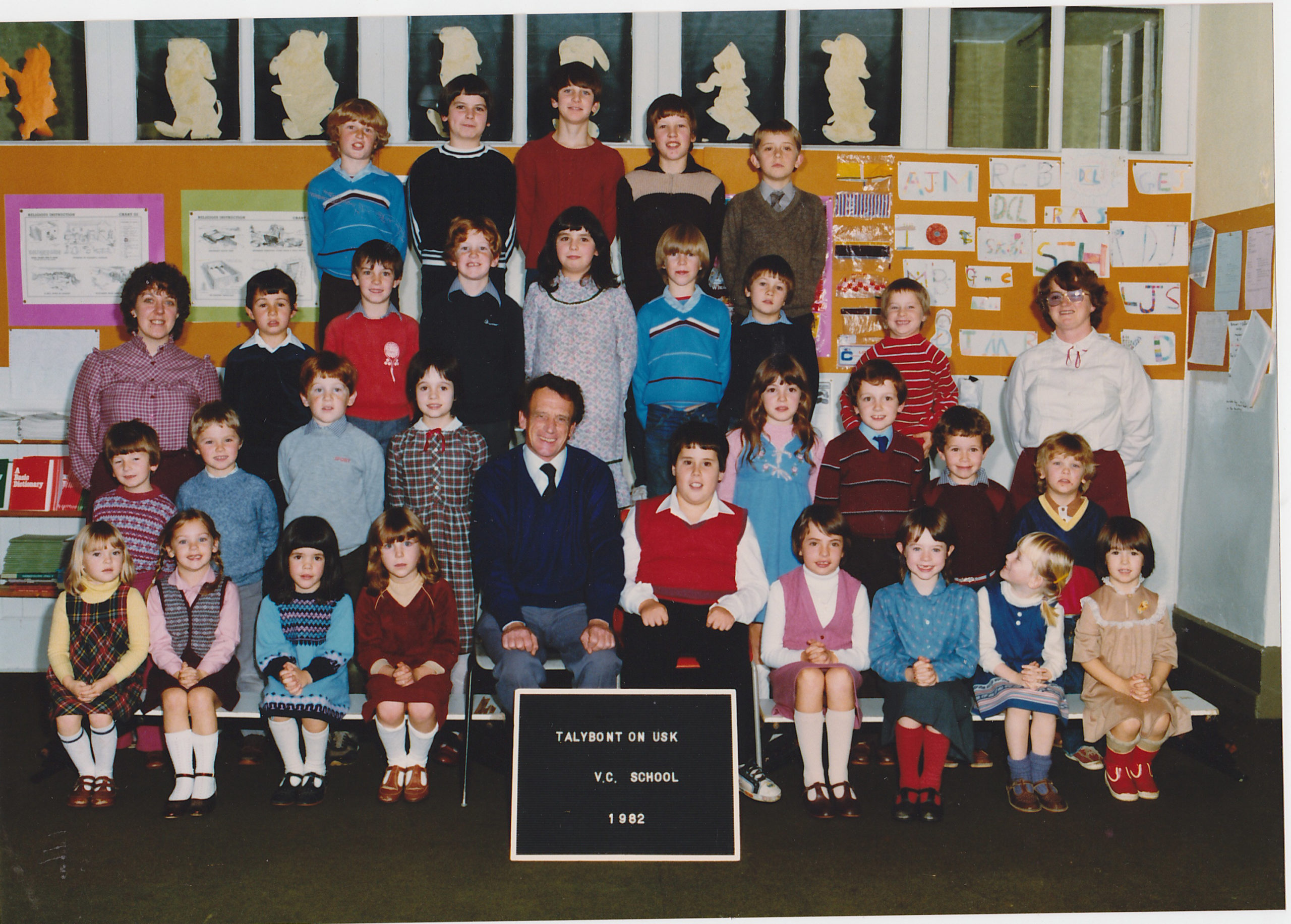 Talybont School1982